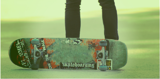 Bunden af et skateboard 